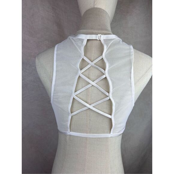 Victoria’s Secret Lace High Neck Bralette Size Medium - Picture 3 of 7